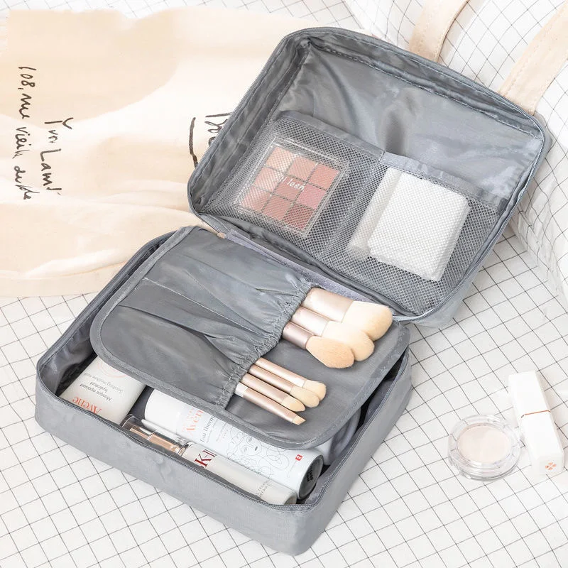 Модерна чанта за съхранение на битова козметика, средства за грижа за кожата, чанта за организиране на необходимите тоалетни принадлежности за баня, опаковка с цип . ' - ' . 0